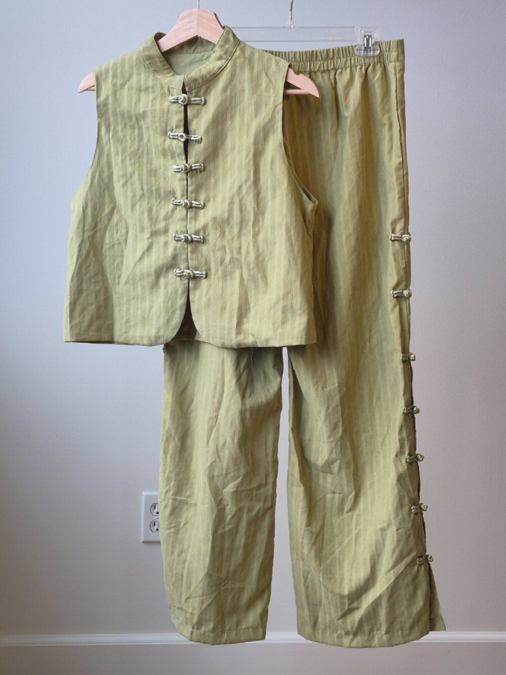 NÖSTA 2 Piece Pant Set Women L Sage Green Mandarin Collar Frog Closure Wide Leg